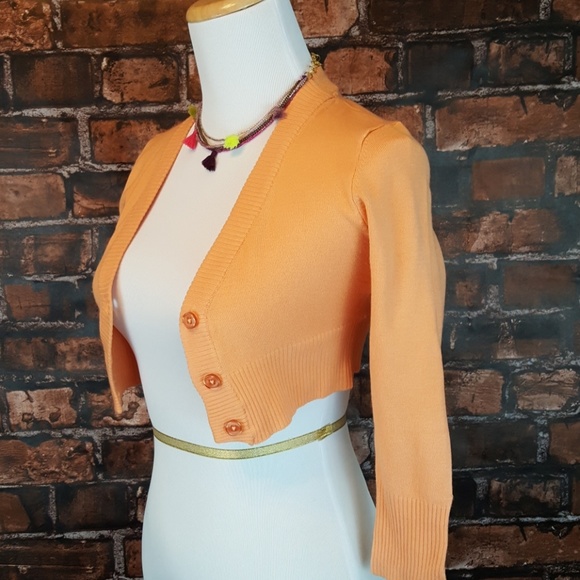 LAST CHANCE! CLOSET CLOSING! ModCloth cropped cardigan - Picture 3 of 5